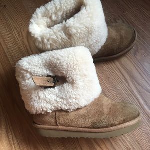 UGG kids Foldover boots size 3